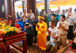 ĐẠI LỄ GIỖ TỔ - QUA HÌNH ẢNH