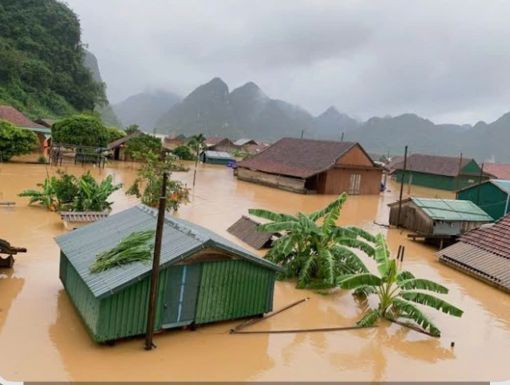 HƯỚNG VỀ MIỀN TRUNG THÂN YÊU