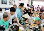 Vợ chồng nguyên Chủ tịch nước Trương Tấn Sang ăn cơm 2.000 đồng